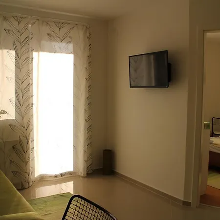 Bamboo Wellness Daire *