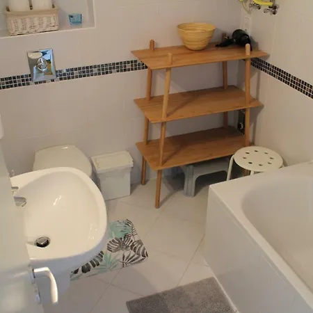 Daire Bamboo Wellness *